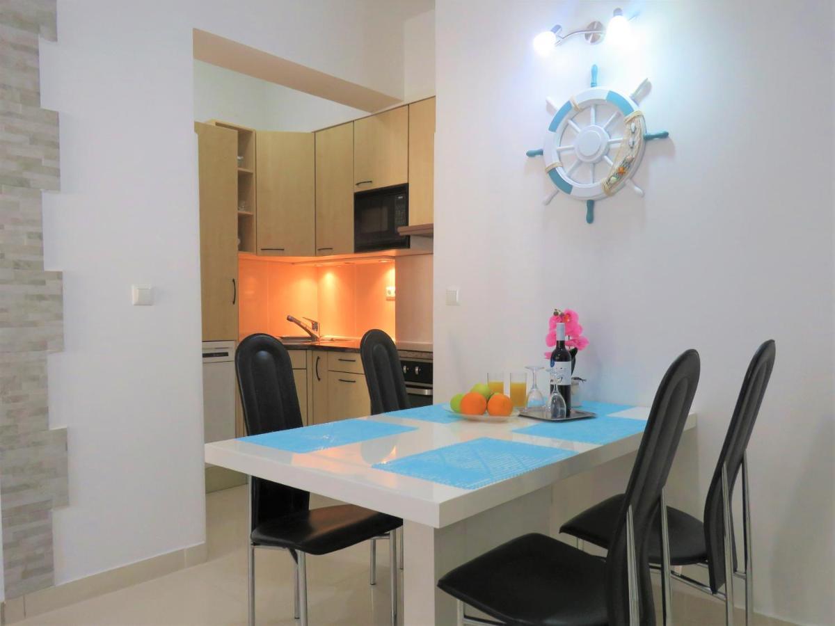 Apartmani Delija Apartment *